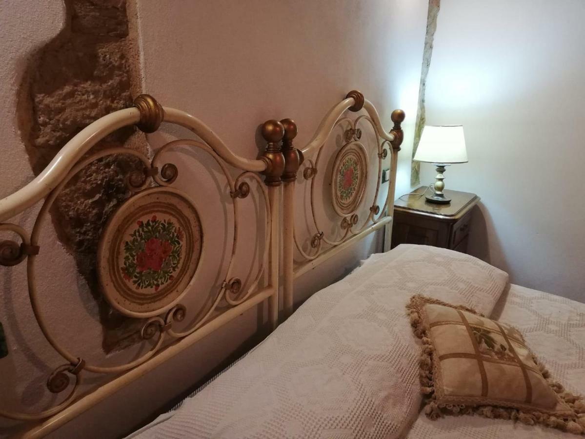 Il Fienile Nella Roccia Guest House Casole d'Elsa Luaran gambar